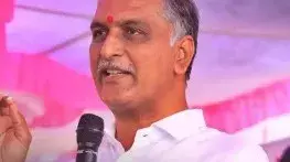 BRS का राहुल गांधी से आग्रह: धारा 22A विवाद में तेलंगाना राजस्व मंत्री को हटाएं