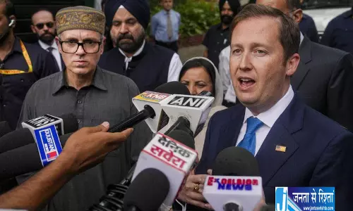 Srinagar पहुंचे अमेरिकी राजदूत सर्जियो गोर: ट्रैवल एडवाइज़री की समीक्षा का भरोसा