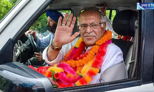 तारिक कर्रा बोले- J&K भारत का अभिन्न अंग, तीसरे पक्ष की दखल केंद्र की विफलता तारिक कर्रा बोले- J&K भारत का अभिन्न अंग, तीसरे पक्ष की दखल केंद्र की विफलता