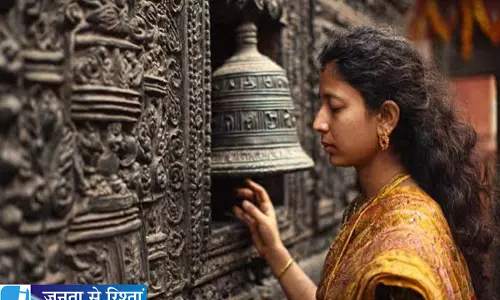 मंदिर की घंटी बजाने का रहस्य 1, 3 या 5 बार में क्या है शुभ संकेत