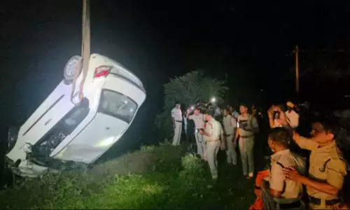 डुब्बाक में दर्दनाक दुर्घटना: कार सहित कुएं में डूबने से 4 लोगों की मौत