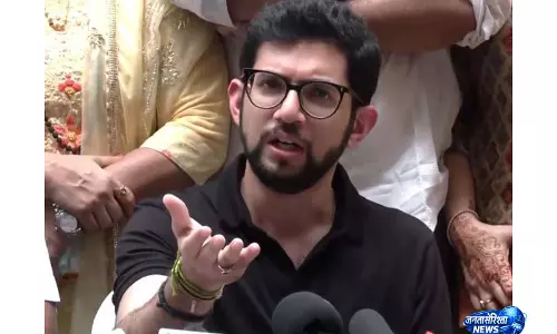 आदित्य ठाकरे ने BJP पर जमीन विवाद को लेकर साधा निशाना