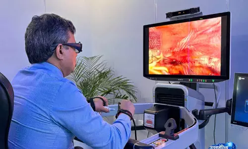 भारत में पहली रोबोटिक यूरोलॉजी टेली सर्जरी सफल भारत में पहली रोबोटिक यूरोलॉजी टेली सर्जरी सफल