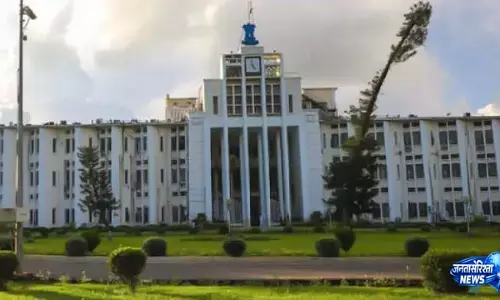 ओडिशा में इलेक्ट्रिक और ईंधन वाहनों को परमिट फीस से छूट
