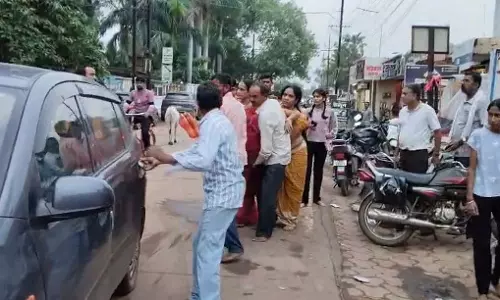 फांसी लगाने वाली महिला को मृत समझकर छोड़ा, दो घंटे बाद मिली जिंदा