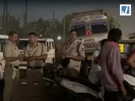 क्रेन से लोहे की प्लेट गिरी, भिलाई के प्लांट में काम कर रहे मजदूर की मौत, हंगामा हुआ क्रेन से लोहे की प्लेट गिरी, भिलाई के प्लांट में काम कर रहे मजदूर की मौत, हंगामा हुआ