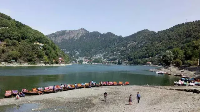 Nainital: नैनी झील की सुरक्षा को लेकर विधिक सेवा प्राधिकरण ने कड़ा रुख अपनाया Nainital: नैनी झील की सुरक्षा को लेकर विधिक सेवा प्राधिकरण ने कड़ा रुख अपनाया