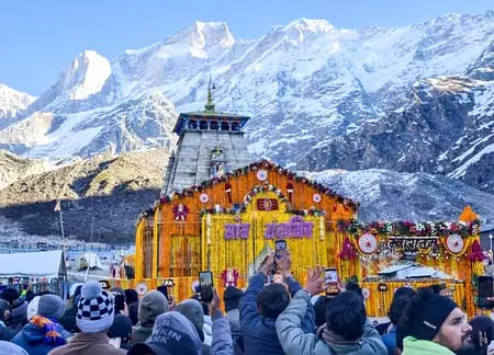 केदारनाथ यात्रा के अगले चरण की तैयारी तेज, डीएम ने दिए मार्ग की मरम्मत के निर्देश, भीड़ नियंत्रण के लिए नई एसओपी केदारनाथ यात्रा के अगले चरण की तैयारी तेज, डीएम ने दिए मार्ग की मरम्मत के निर्देश, भीड़ नियंत्रण के लिए नई एसओपी