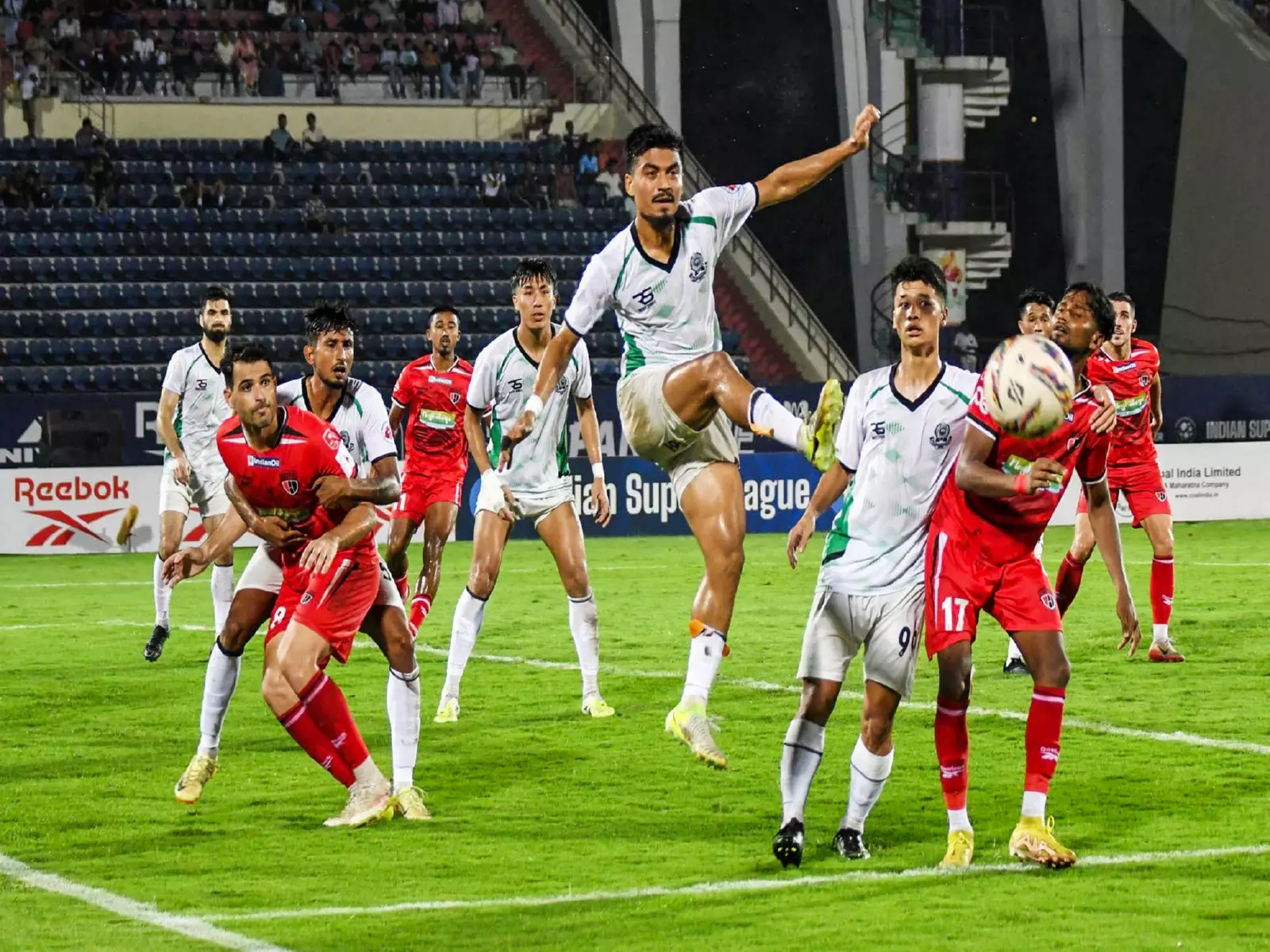 AIFF ने पुष्टि की है कि ISL 2026-27 में 13 क्लब हिस्सा लेंगे AIFF ने पुष्टि की है कि ISL 2026-27 में 13 क्लब हिस्सा लेंगे