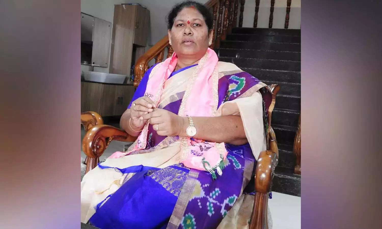 Telangana: सुगुनक्का ने विकास में बाधा को लेकर कोवा लक्ष्मी की आलोचना की Telangana: सुगुनक्का ने विकास में बाधा को लेकर कोवा लक्ष्मी की आलोचना की