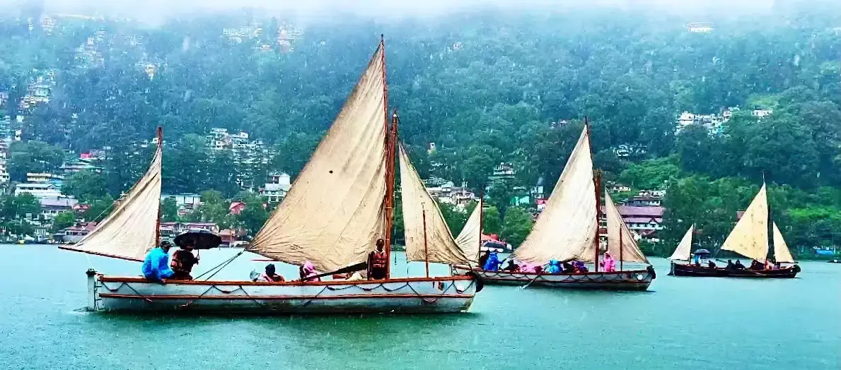 Nainital: मेनू कैंप के चौथे दिन एनसीसी कैडेटों ने तय किया 25.5 किमी का नौकायन सफर