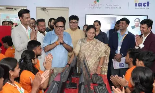 दिल्ली में AI और हेल्थ सेंटर की शुरुआत CM रेखा गुप्ता ने किया उद्घाटन दिल्ली में AI और हेल्थ सेंटर की शुरुआत CM रेखा गुप्ता ने किया उद्घाटन