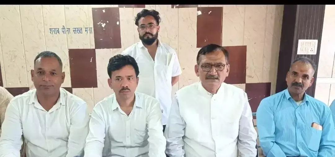 Gopeshwar: बड़ी जात के आयोजन को लेकर कुरुड़ समिति का फैसला बरकरार Gopeshwar: बड़ी जात के आयोजन को लेकर कुरुड़ समिति का फैसला बरकरार