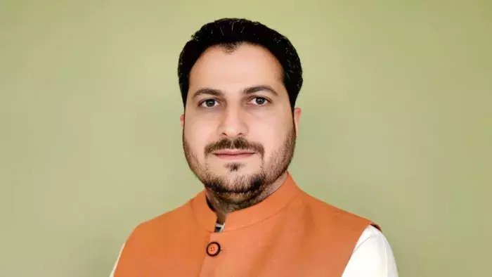 Mandi: हिमाचल के युवाओं को चाहिए रोजगार के अवसर, लॉटरी नहीं : राकेश जम्वाल