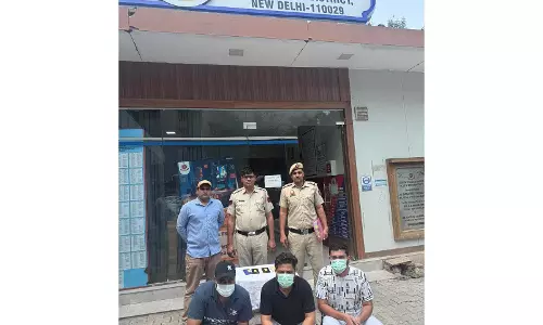 दिल्ली पुलिस ने डिजिटल अरेस्ट साइबर फ्रॉड गैंग पकड़ा दिल्ली पुलिस ने डिजिटल अरेस्ट साइबर फ्रॉड गैंग पकड़ा