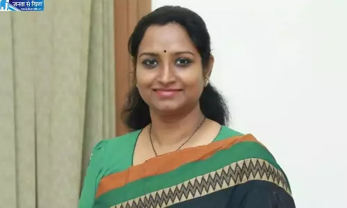 Telangana: सांसद कादियाम काव्या ने काजीपेट के लिए अलग रेलवे डिवीजन की मांग की Telangana: सांसद कादियाम काव्या ने काजीपेट के लिए अलग रेलवे डिवीजन की मांग की