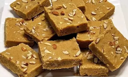 घी गुड़ और आटे का कमाल गुजराती सुखड़ी की खास रेसिपी