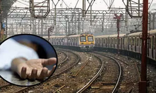 Mumbai: चलती ट्रेन में यात्री को धक्का देने से मौत, मुंबई पुलिस ने आरोपित को पकड़ा