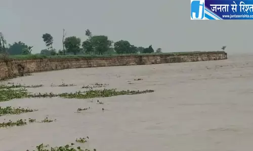 गाजीपुर में गंगा उफान पर, बाढ़ का खतरा बढ़ा
