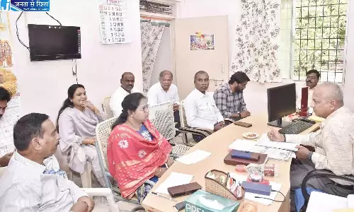 सरकारी योजनाओं को लोगों तक और करीब ले जाना चाहिए: एमवीएस प्रसाद सरकारी योजनाओं को लोगों तक और करीब ले जाना चाहिए: एमवीएस प्रसाद