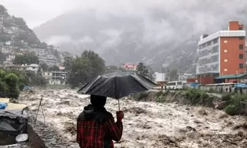 Shimla: हिमाचल में मानसून का असर, सामान्य से 8 फीसदी कम बारिश; नुकसान 1108 करोड़ Shimla: हिमाचल में मानसून का असर, सामान्य से 8 फीसदी कम बारिश; नुकसान 1108 करोड़