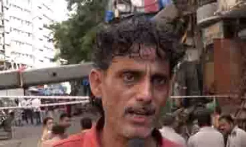 महाराष्ट्र: दलदल की वजह से गिरी हाइड्रोलिक क्रेन; हादसे में 10 लोग घायल, एमएमआरडीए बोला-बरती जा रही सावधानी