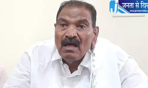 वाल्मीकि घोटाले पर घमासान, नागेंद्र को हटाने की BJP की मांग