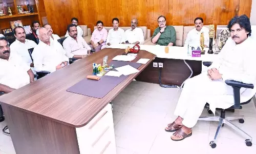 Andhra: पवन ने स्थानीय चुनावों में जन सेना की बड़ी हिस्सेदारी का संकेत दिया