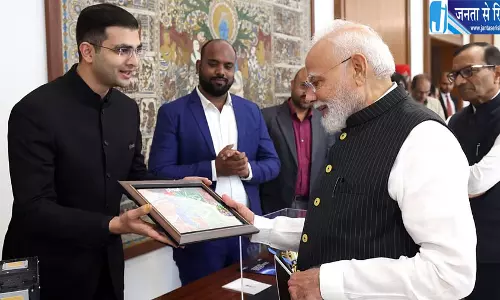 पीएम मोदी ने स्पेस स्टार्टअप्स के युवा उद्यमियों से की बातचीत