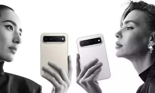 Huawei Pura X View पेश हुआ ,7,000mAh की बैटरी और टैबलेट जैसे डिस्प्ले