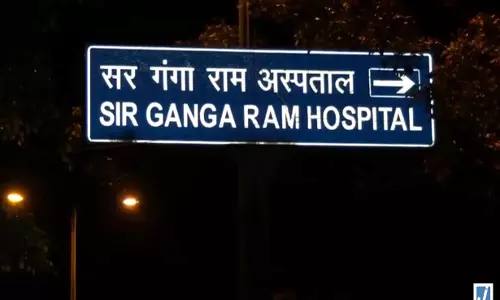 हॉस्टल में नर्सिंग स्टाफ की मौत, फंदे से लटका मिला 19 वर्षीय युवती का शव हॉस्टल में नर्सिंग स्टाफ की मौत, फंदे से लटका मिला 19 वर्षीय युवती का शव
