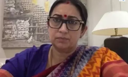 राहुल गांधी के थाने पहुंचने पर स्मृति ईरानी का हमला, बोलीं जांच पहले से चल रही थी