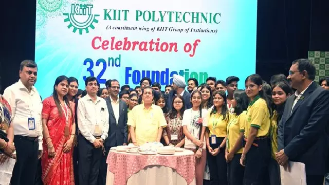 KIIT पॉलिटेक्निक ने अपना 32वां स्थापना दिवस मनाया, संस्थापक अच्युता सामंत कार्यक्रम में शामिल हुए KIIT पॉलिटेक्निक ने अपना 32वां स्थापना दिवस मनाया, संस्थापक अच्युता सामंत कार्यक्रम में शामिल हुए