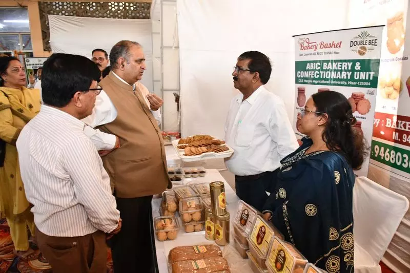 40 स्टार्टअप्स ने कृषि विश्वविद्यालय के एंटरप्रेन्योरशिप कार्यक्रम में अपने इनोवेशन दिखाए 40 स्टार्टअप्स ने कृषि विश्वविद्यालय के एंटरप्रेन्योरशिप कार्यक्रम में अपने इनोवेशन दिखाए