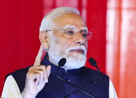 पीएम मोदी ने शेयर किया सुभाषित, लिखा- निःस्वार्थ सेवा, समर्पण और परोपकार की भावना राष्ट्र को नई दिशा देती है पीएम मोदी ने शेयर किया सुभाषित, लिखा- निःस्वार्थ सेवा, समर्पण और परोपकार की भावना राष्ट्र को नई दिशा देती है