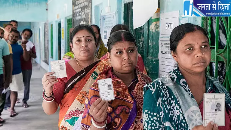 कर्नाटक में 11 विदेशी नागरिकों के वोटर ID की जांच, FRO ने CEO कार्यालय से मांगी जानकारी कर्नाटक में 11 विदेशी नागरिकों के वोटर ID की जांच, FRO ने CEO कार्यालय से मांगी जानकारी