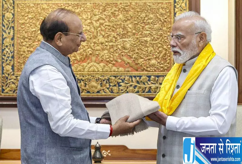 लद्दाख LG ने PM मोदी से की मुलाकात लद्दाख LG ने PM मोदी से की मुलाकात