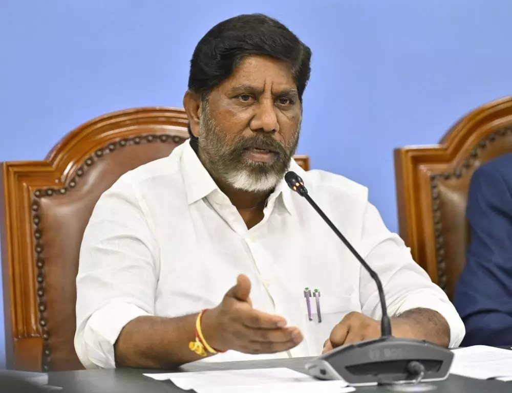 Telangana के जल अधिकारों की रक्षा: भट्टी ने उठाई कृष्णा नदी की मांग Telangana के जल अधिकारों की रक्षा: भट्टी ने उठाई कृष्णा नदी की मांग