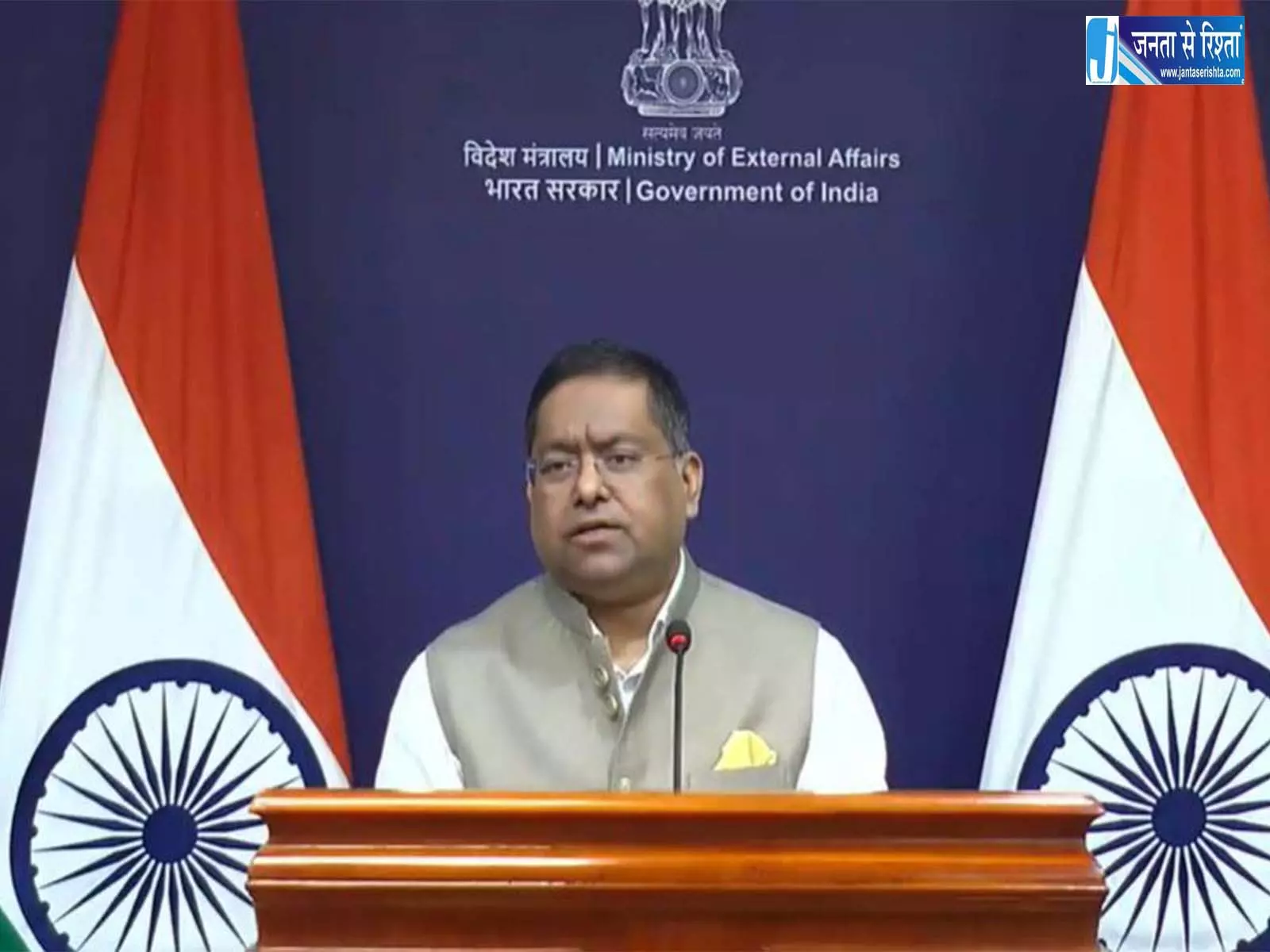 पाक हाई कमीशन के बाहर संरचनाएं हटाने पर MEA का जवाब पाक हाई कमीशन के बाहर संरचनाएं हटाने पर MEA का जवाब