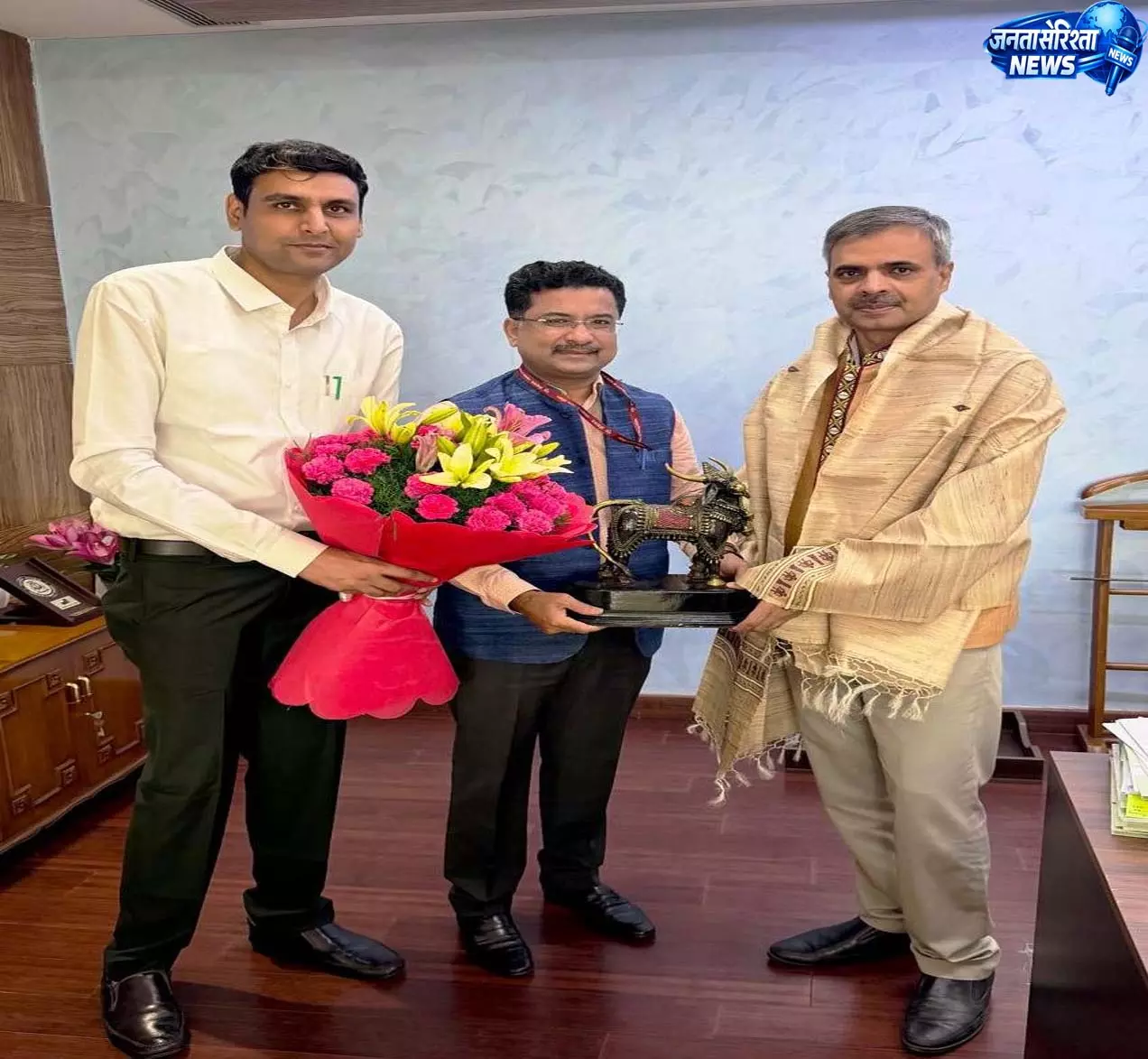 केन्द्रीय आवासन और शहरी कार्य मंत्रालय के सचिव ने छत्तीसगढ़ में प्रधानमंत्री आवास योजना (शहरी) 2.0 के क्रियान्वयन की सराहना की केन्द्रीय आवासन और शहरी कार्य मंत्रालय के सचिव ने छत्तीसगढ़ में प्रधानमंत्री आवास योजना (शहरी) 2.0 के क्रियान्वयन की सराहना की