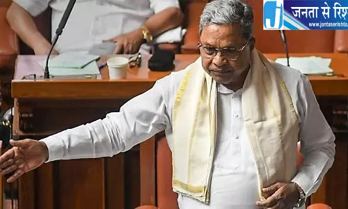 मंत्रिमंडल में बसवराज शिवन्ननवर को जगह न मिलने पर सिद्धारमैया नाराज मंत्रिमंडल में बसवराज शिवन्ननवर को जगह न मिलने पर सिद्धारमैया नाराज