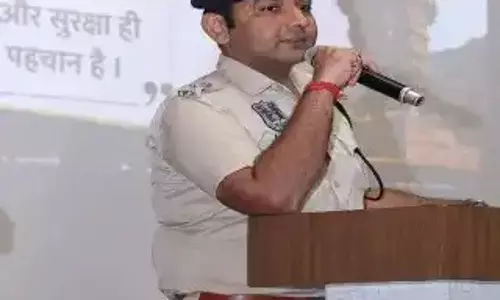 Jaipur: राष्ट्र सुरक्षा संवाद में डिजिटल सतर्कता पर जोर, युवाओं को फेक न्यूज से बचने की सलाह Jaipur: राष्ट्र सुरक्षा संवाद में डिजिटल सतर्कता पर जोर, युवाओं को फेक न्यूज से बचने की सलाह