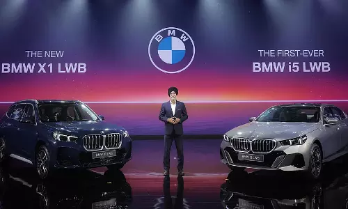 BMW ने भारत में लॉन्च की X1 लॉन्ग व्हीलबेस, कीमत ₹49.90 लाख से शुरू BMW ने भारत में लॉन्च की X1 लॉन्ग व्हीलबेस, कीमत ₹49.90 लाख से शुरू