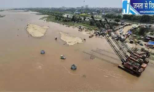 सामान्य से कम बारिश के बावजूद बिहार की प्रमुख नदियां उफान पर