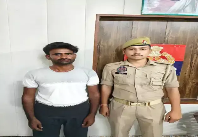 Firozabad: फर्जी दस्तावेजों से 73 ग्राहकों के नाम पर हड़पा 32 लाख से ज्यादा का लोन, आरोपी दबोचा