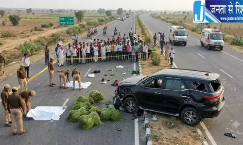 जयपुर में SUV ने कुचले एक परिवार के चार लोग, मौत