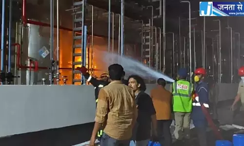 यादाद्री: हेज़ेलो फार्मा ब्लास्ट में 2 की मौत यादाद्री: हेज़ेलो फार्मा ब्लास्ट में 2 की मौत