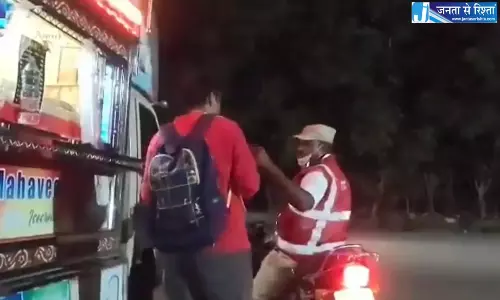 Telangana: PhonePe पेमेंट को लेकर पटनचेरु ट्रैफिक पुलिस पर आरोप लगे हैं