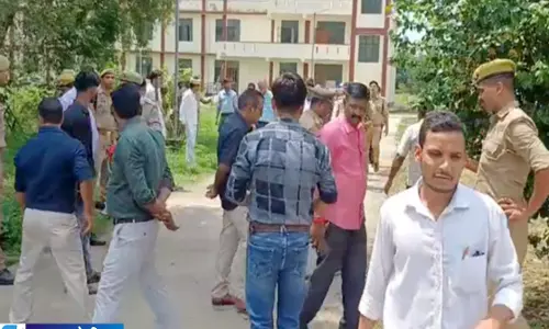 पानी की मांग को लेकर हॉस्टल में बंद हुए छात्र सीतापुर में प्रदर्शन तेज पानी की मांग को लेकर हॉस्टल में बंद हुए छात्र सीतापुर में प्रदर्शन तेज