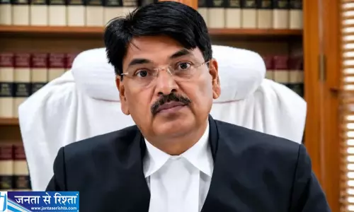मनन मिश्रा विवाद में नया मोड़ CJP के बयान से बढ़ी हलचल मनन मिश्रा विवाद में नया मोड़ CJP के बयान से बढ़ी हलचल